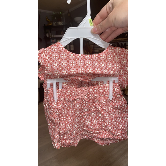 New 2pc Carters Outfit - Picture 5 of 10